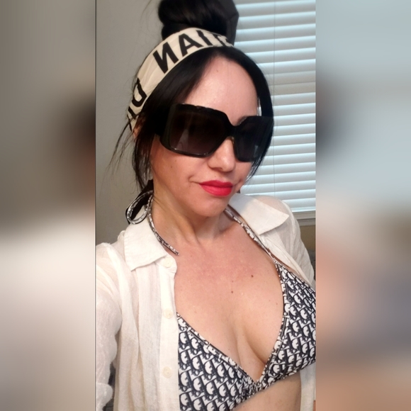 DIOR Sol Light 2 Oversized Celebrity Sunglasses - Picture 6 of 14